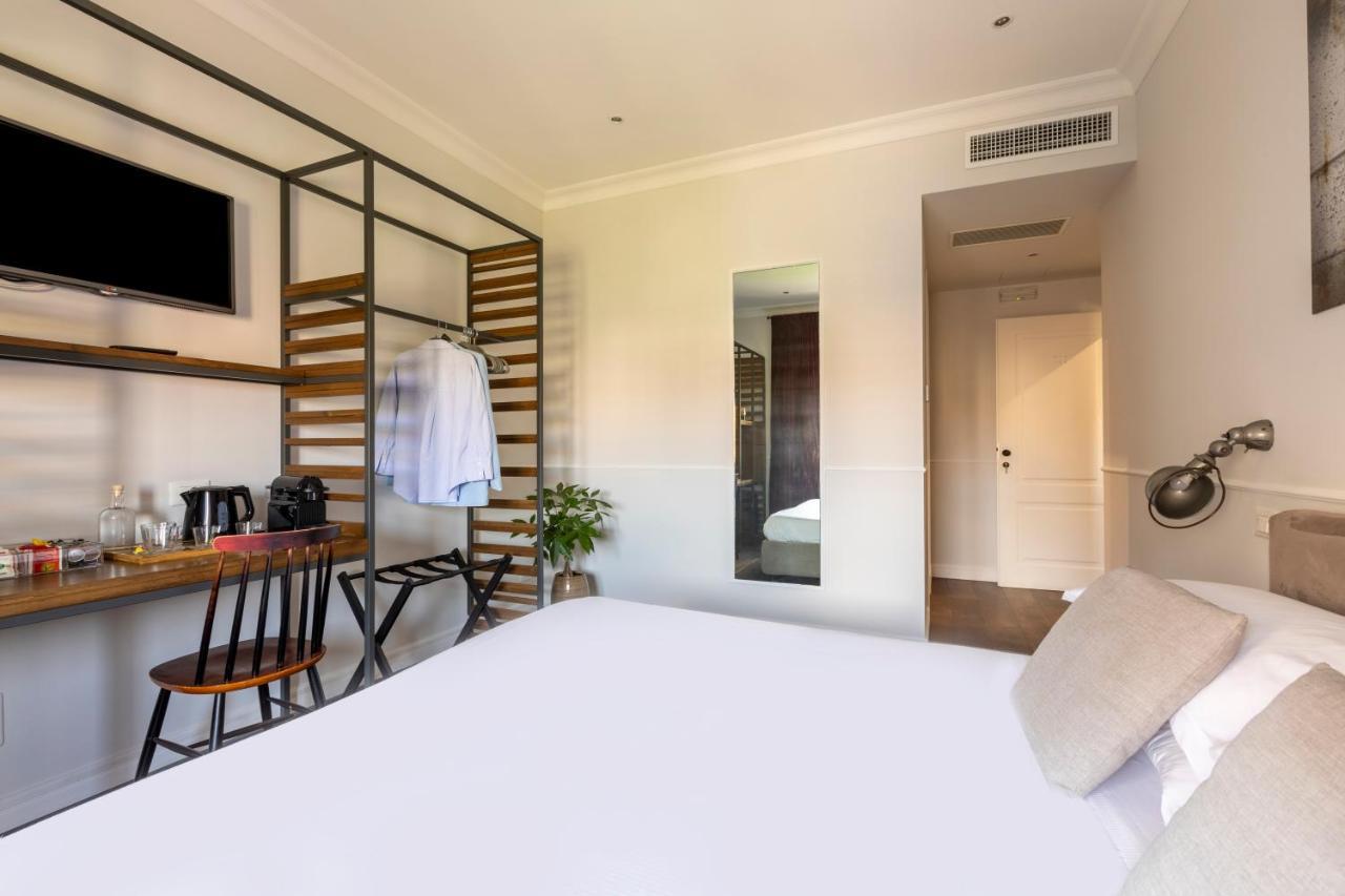 Corte By Hili * Rom